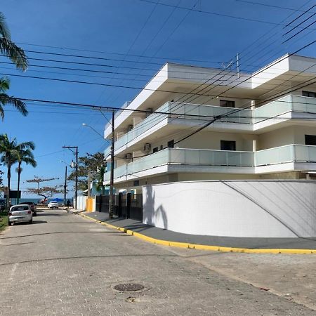 Apartamento A 30 Metros Da Praia Das Toninhas 우바투바 외부 사진